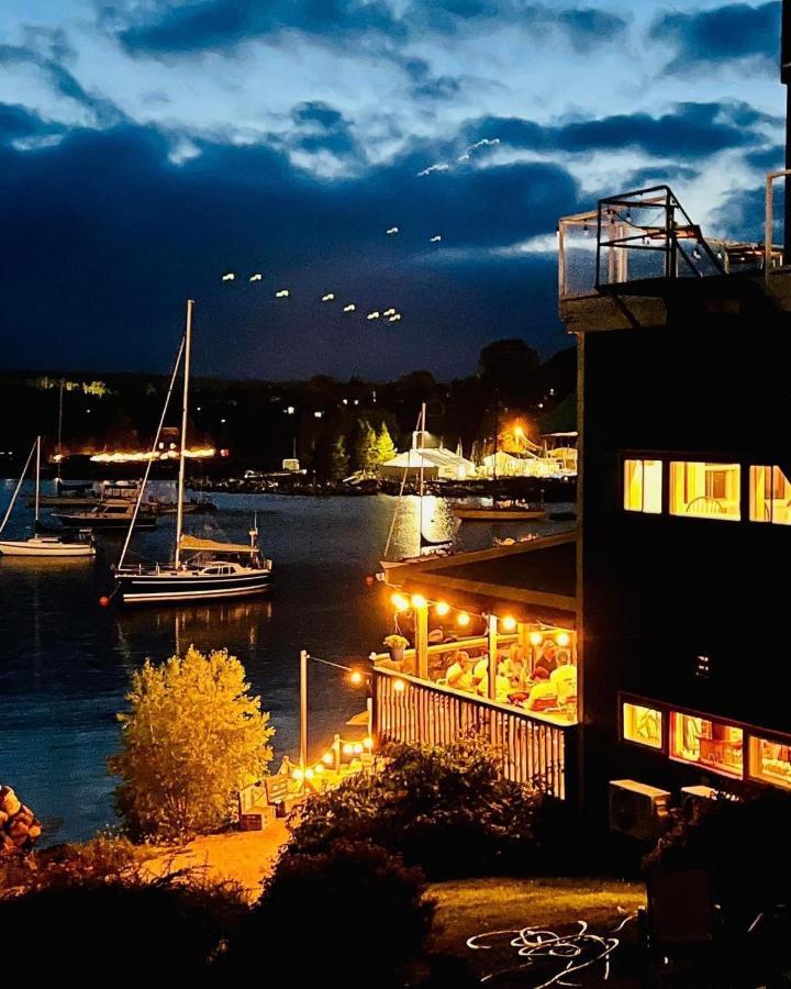 The Tuna Blue Inn Hubbards Exteriör bild